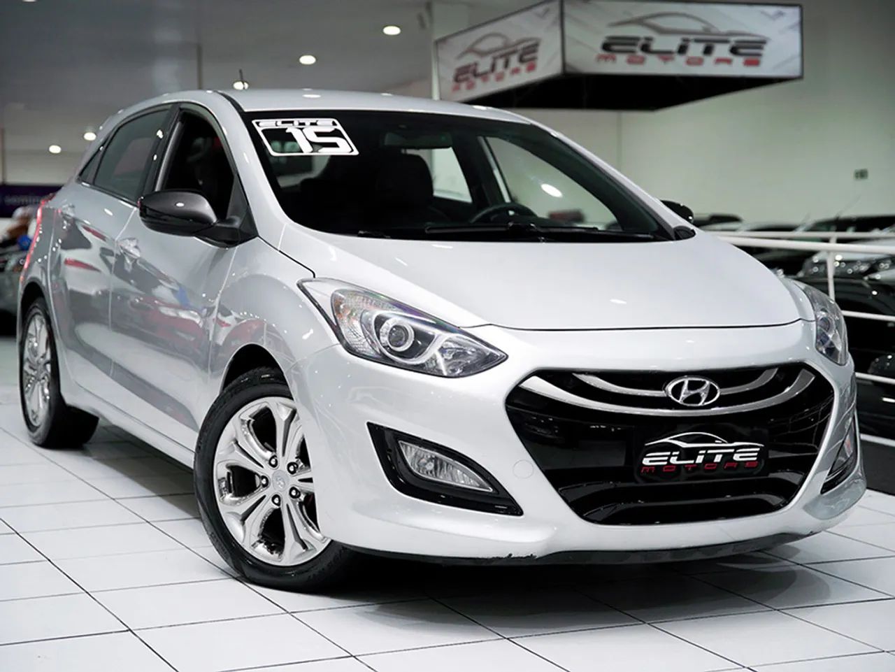Hyundai i30 1.8 16V Aut. 5p, foto 2 de 20
