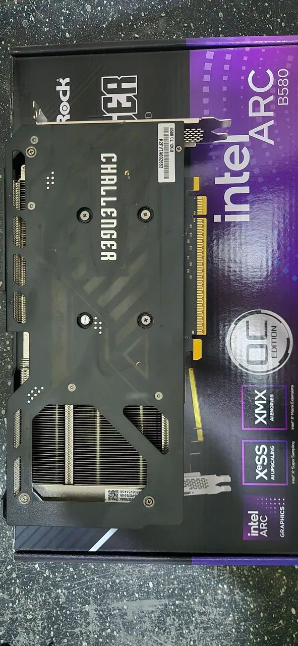 Placa de Video Intel Arc B580 - Foto 3