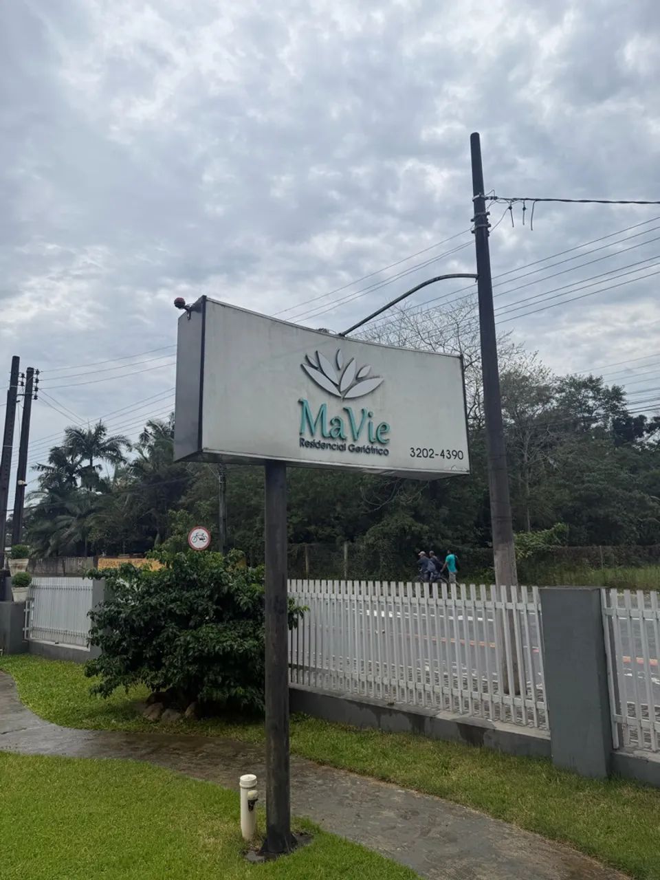 Placa luminoso de propaganda para via pública comércio IMPERDÍVEL VALOR  - Foto 2