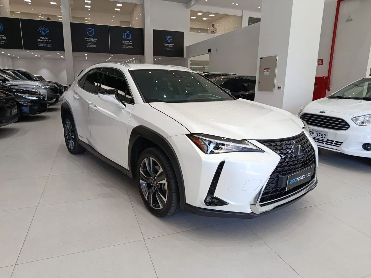 Lexus Ux-250H UX-250h Dynamic 2.0 16V Aut. (Híbrido) 2022