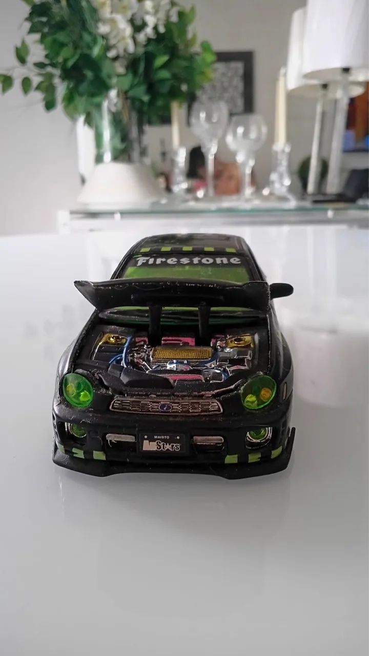 Subaru Maisto escala 1:24 - Foto 2