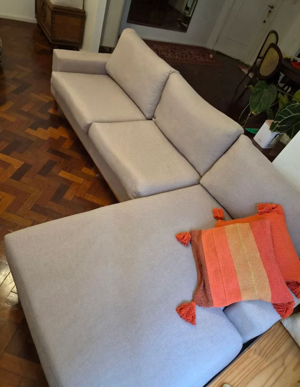 Sofá California 4 lugares com Chaise - Ótimo estado | R$ 2.600 - Foto 4
