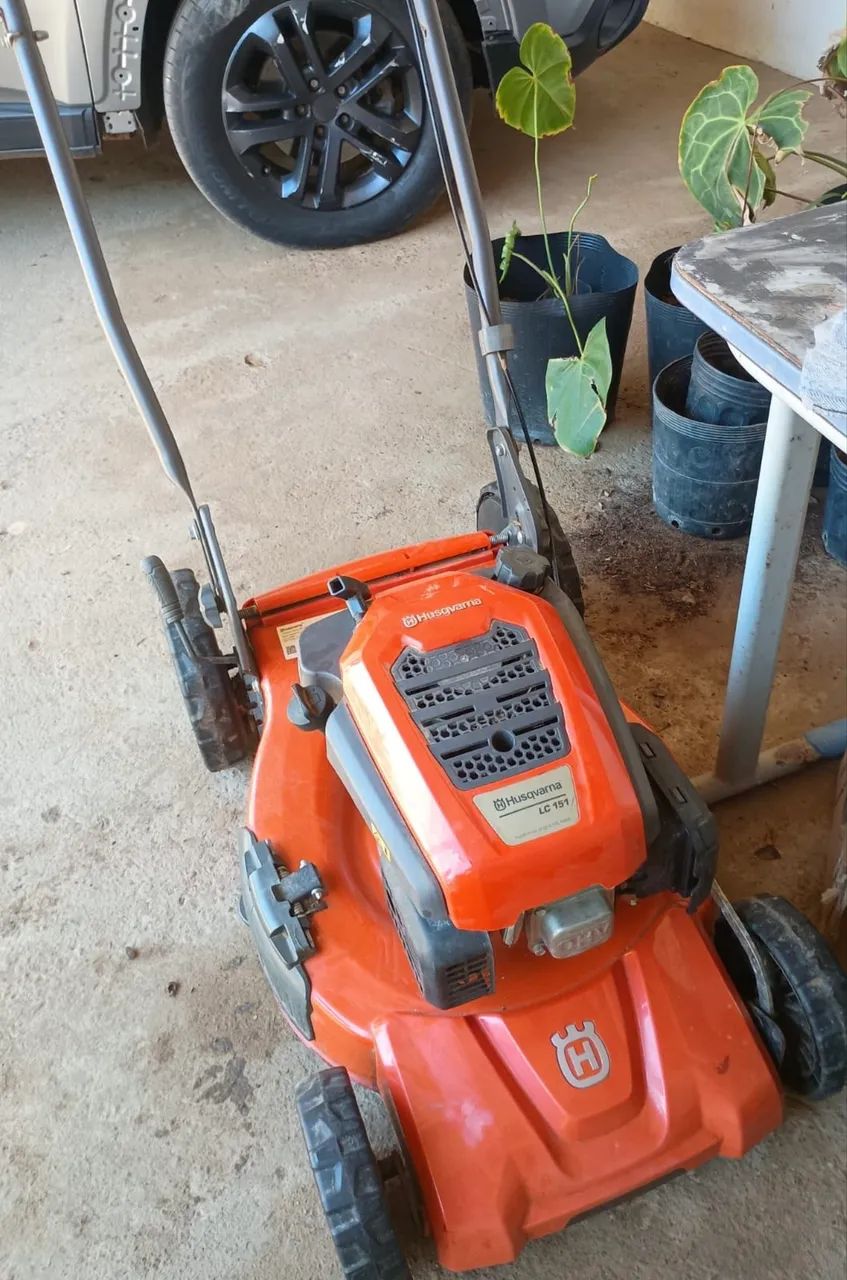 cortador de grama husqvarna lc 151