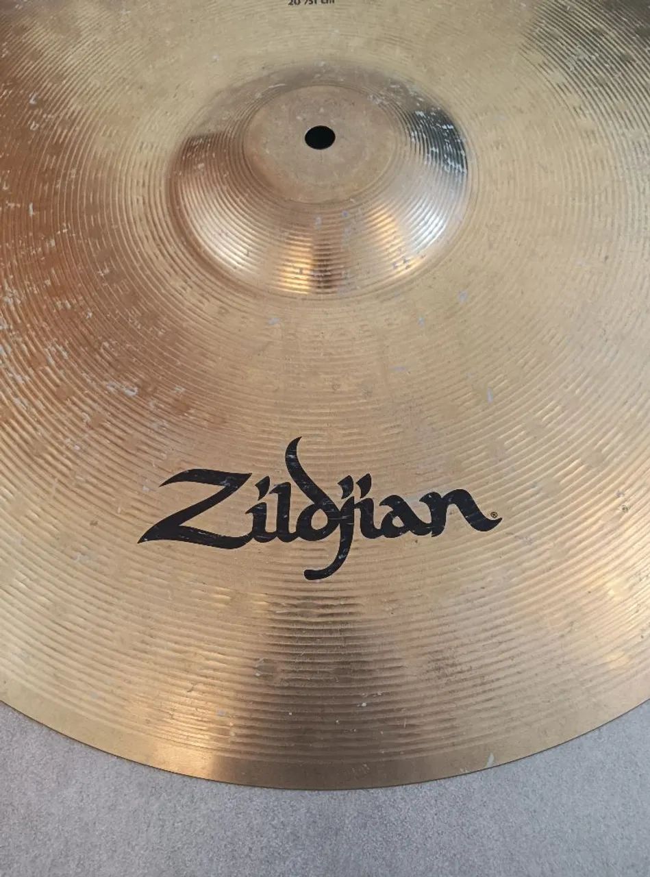 VENDIDO ## Prato de bateria Zildjian Planet Z Ride 20