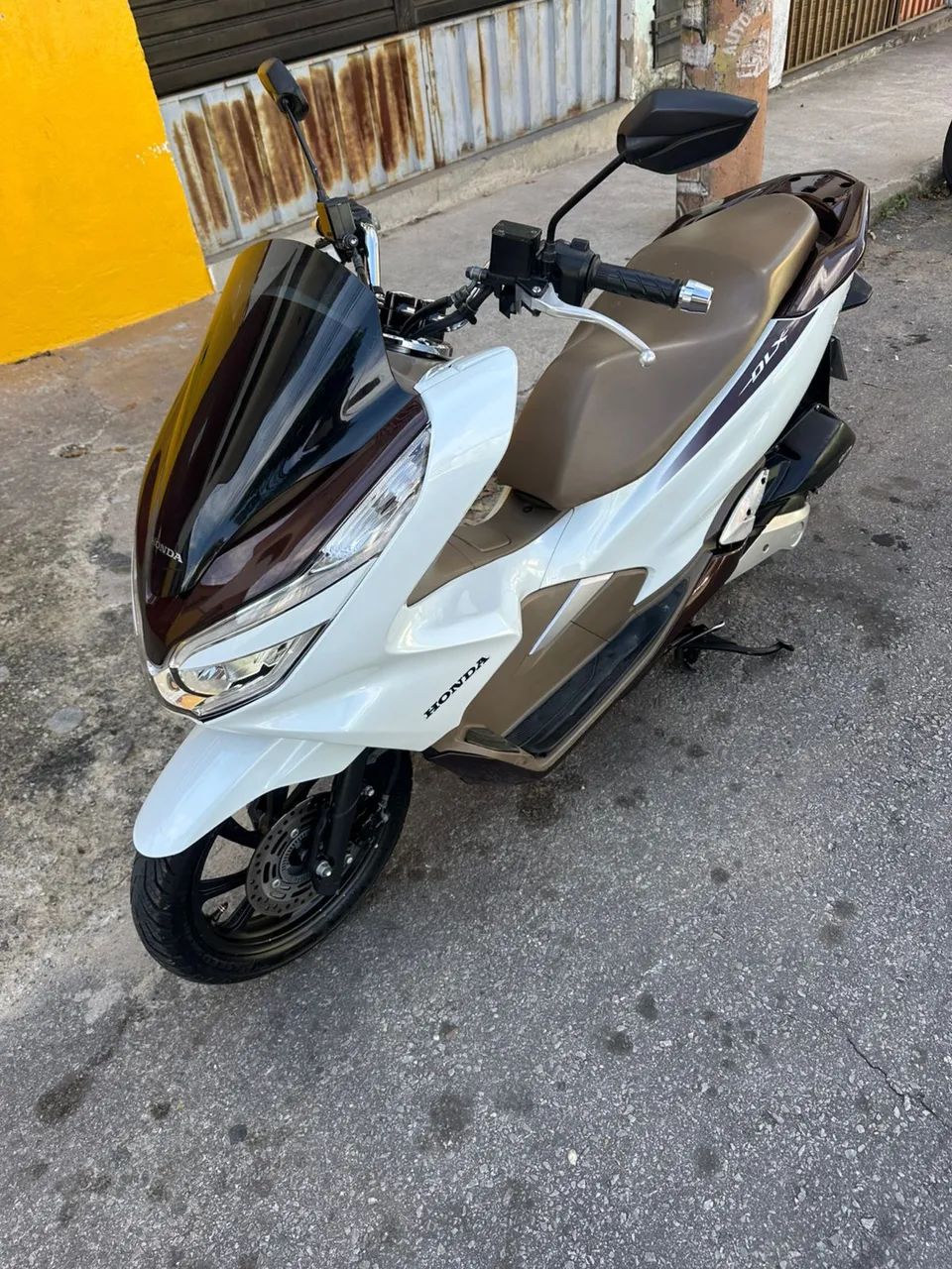 Honda PCX DLX - Foto 2