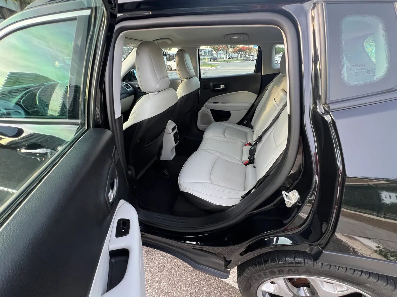 Jeep Compass Longitude 2.0 4X2 Flex 16V Aut. 2020 - Foto 3
