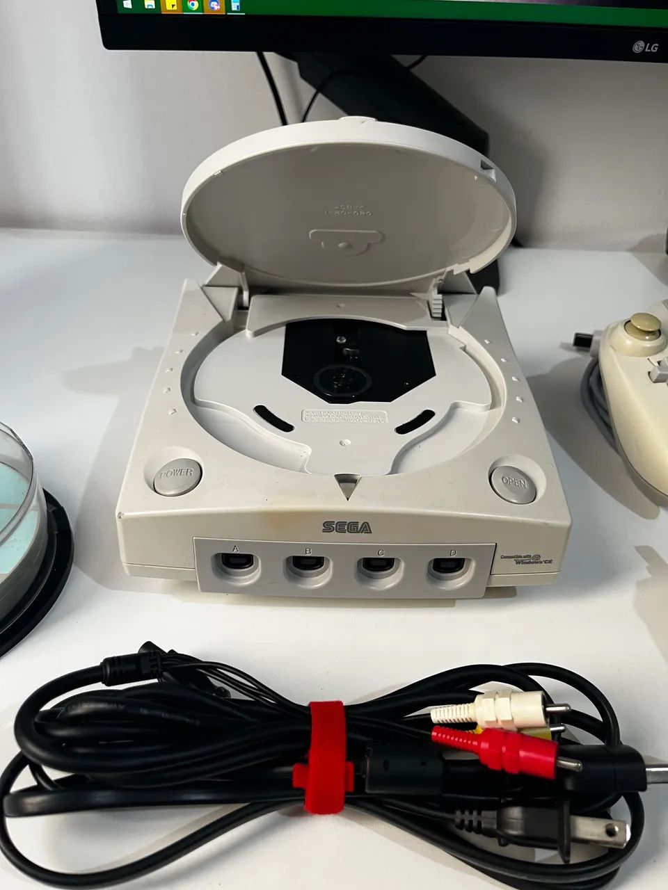 Dreamcast com 2 controles e 14 jogos - Foto 2