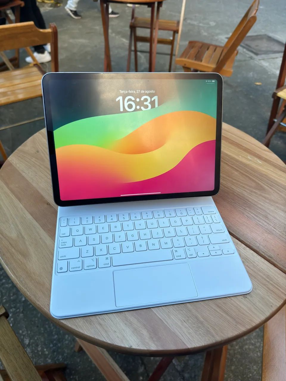 IPad Pro 11 - 4ª Geração - 128gb - Com Magic Keyboard