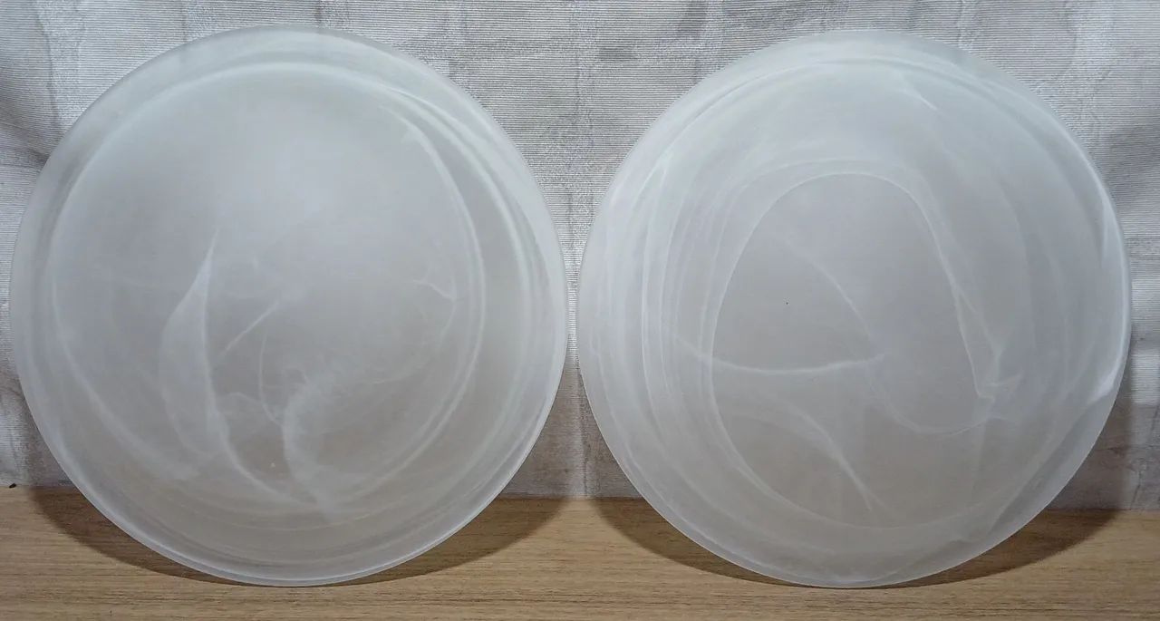 Par de cúpulas de vidro para plafon 25cm - Foto 3