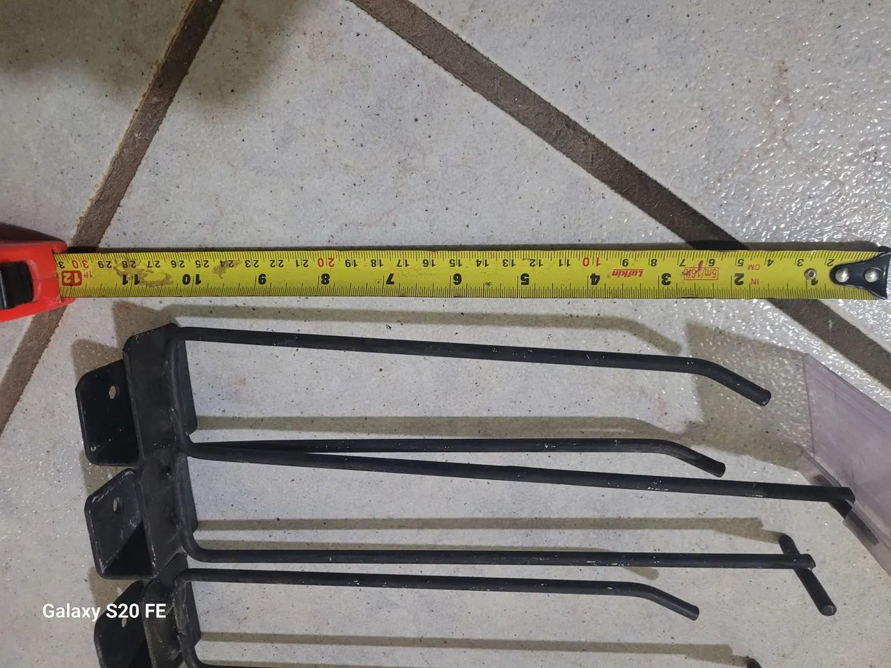 Gancho duplo para expositor tipo gondula - Foto 2