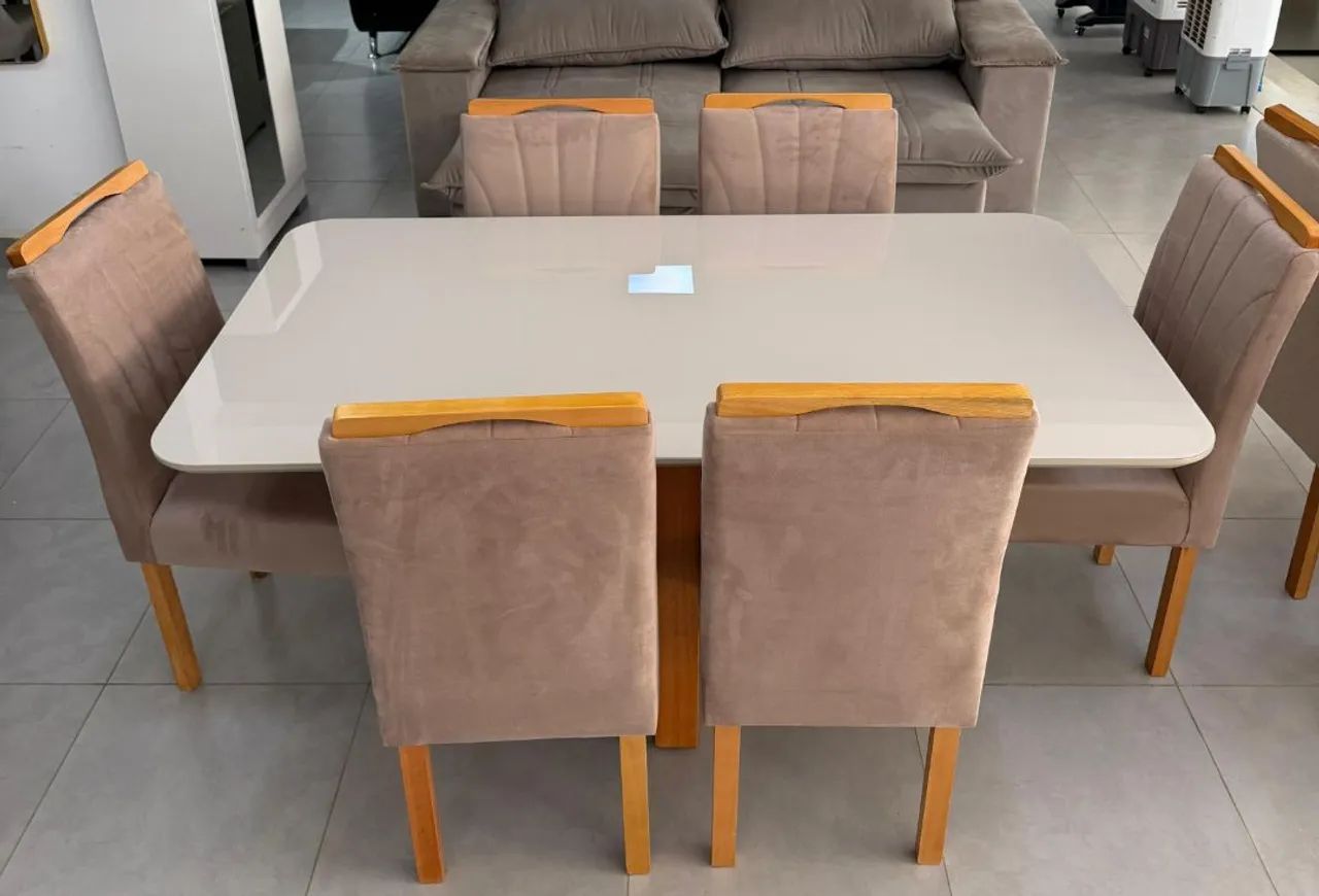Mesa de jantar Mara com 6 cadeiras 160x90 madeira maciça 