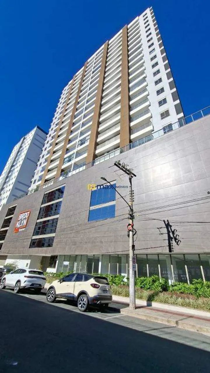 Apartamento mobiliado com 2 suítes no Centro de Itajaí.