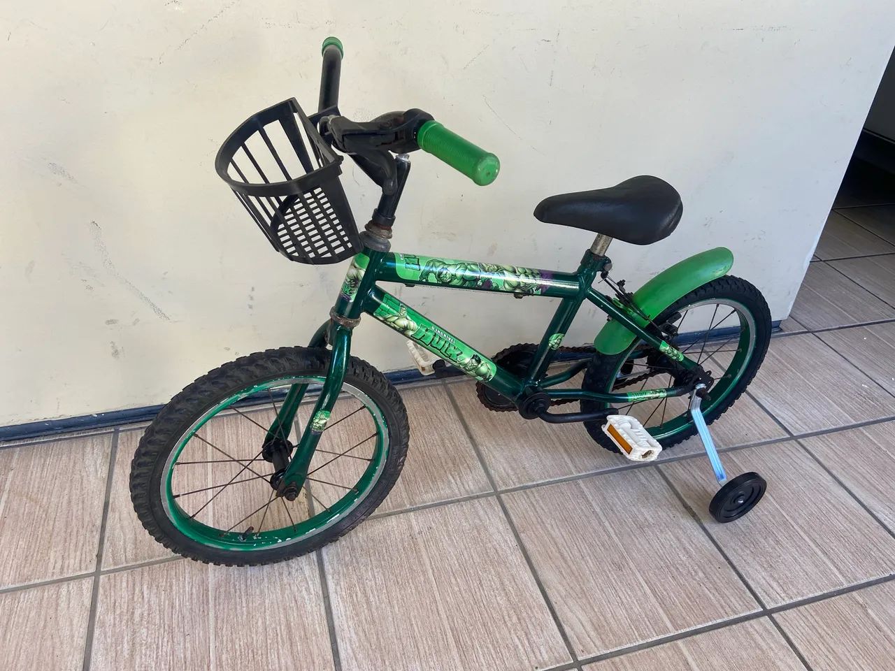 Bicicleta Infantil aro 16 do Hulk - Foto 2