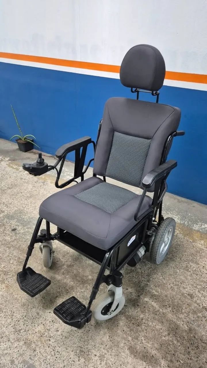 cadeira de rodas motorizada - Foto 2