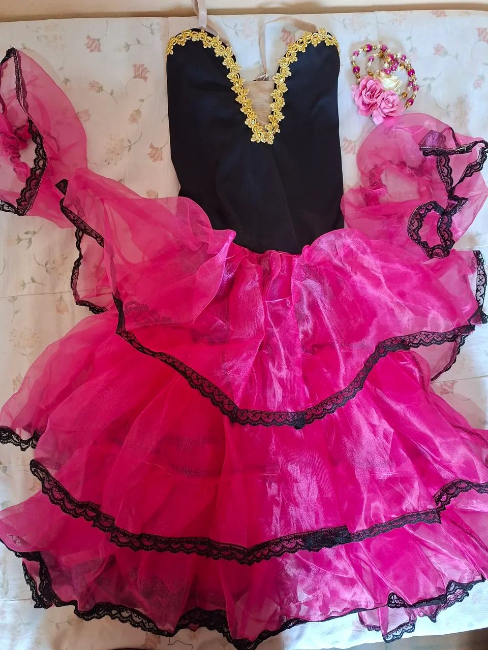 Figurino Ballet com arranjo de cabelo 