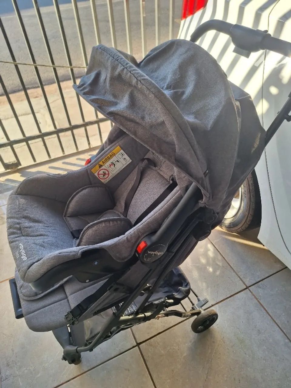 Carrinho de bebê completo