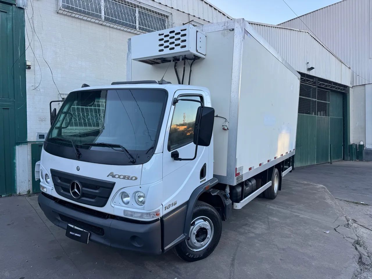 Mb 1016 Accelo Bau refrigerado - Foto 3