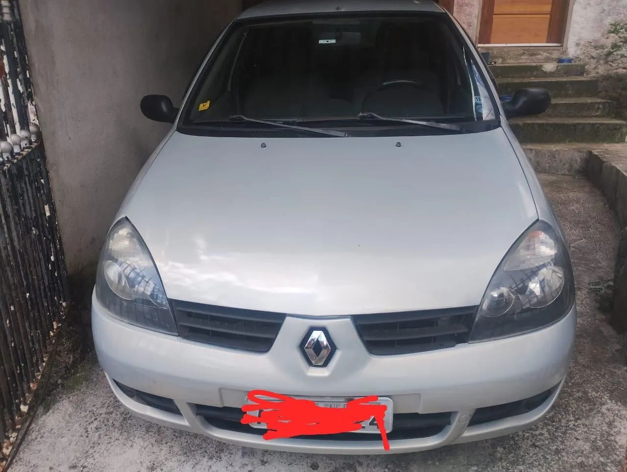 Renault Clio Clio Sed. Authentique Hi-Flex 1.0 16V 4p 2008