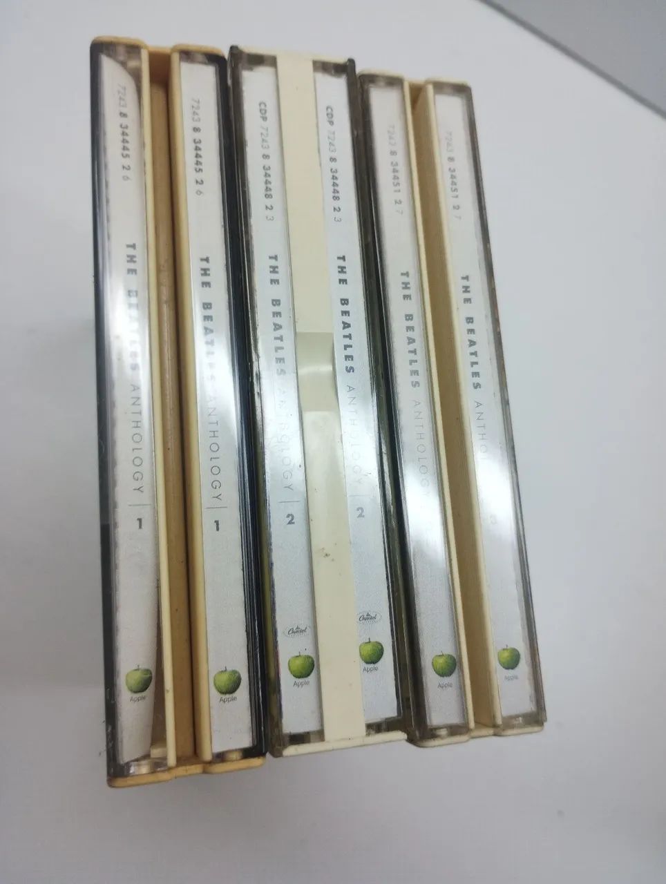 Coleção de CDs dos Beatles anthology 1,2 e 3 - Foto 2