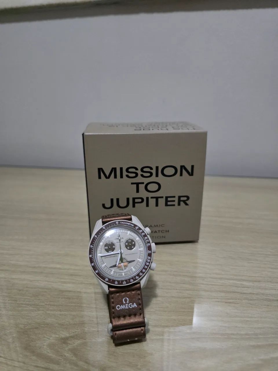Relógio Omega x Swatch mission to Jupiter