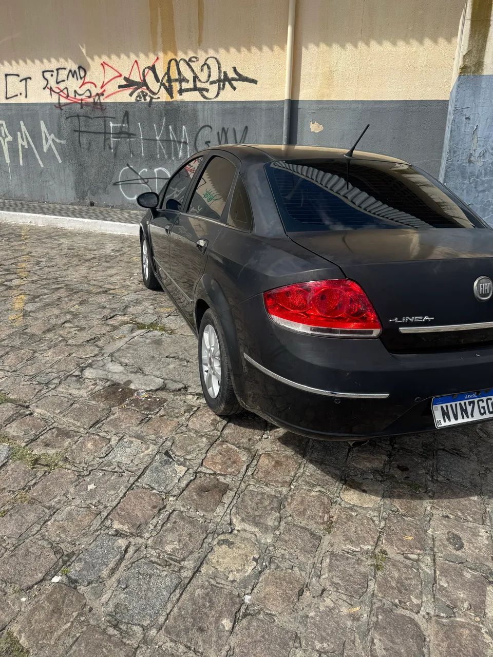 Fiat Linea Essence 1.8 Flex 16V 4P 2013