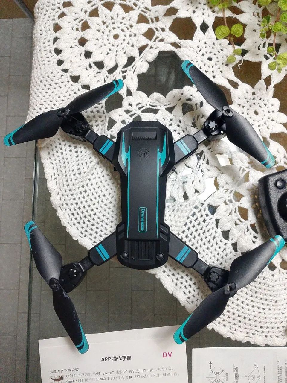 Drone simples e leve para aprender a voar - Foto 2