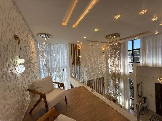 Casa moderna e imponente em bairro nobre - Foto 2