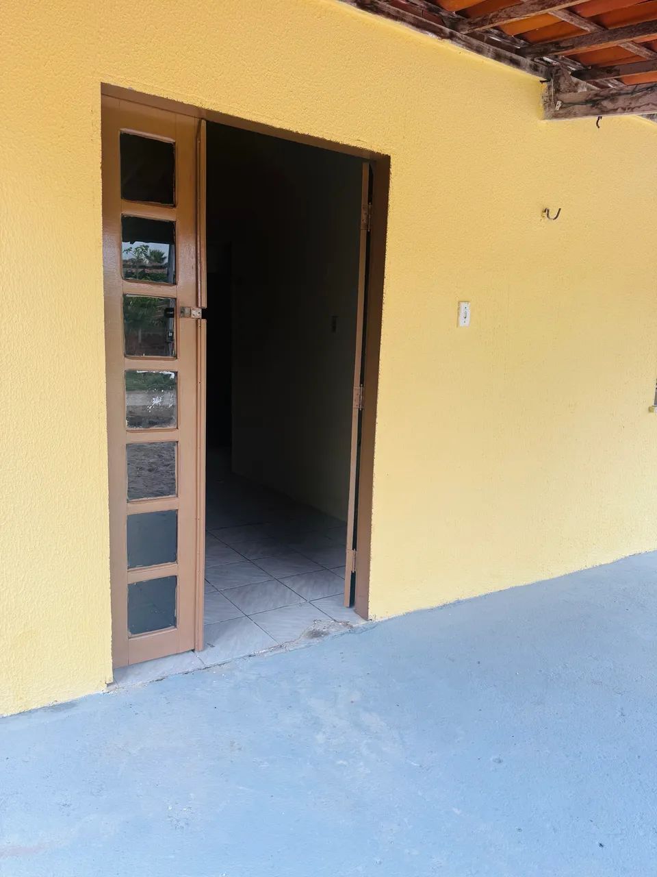 Casa linda a 2 minutos do centro de pindoretama 