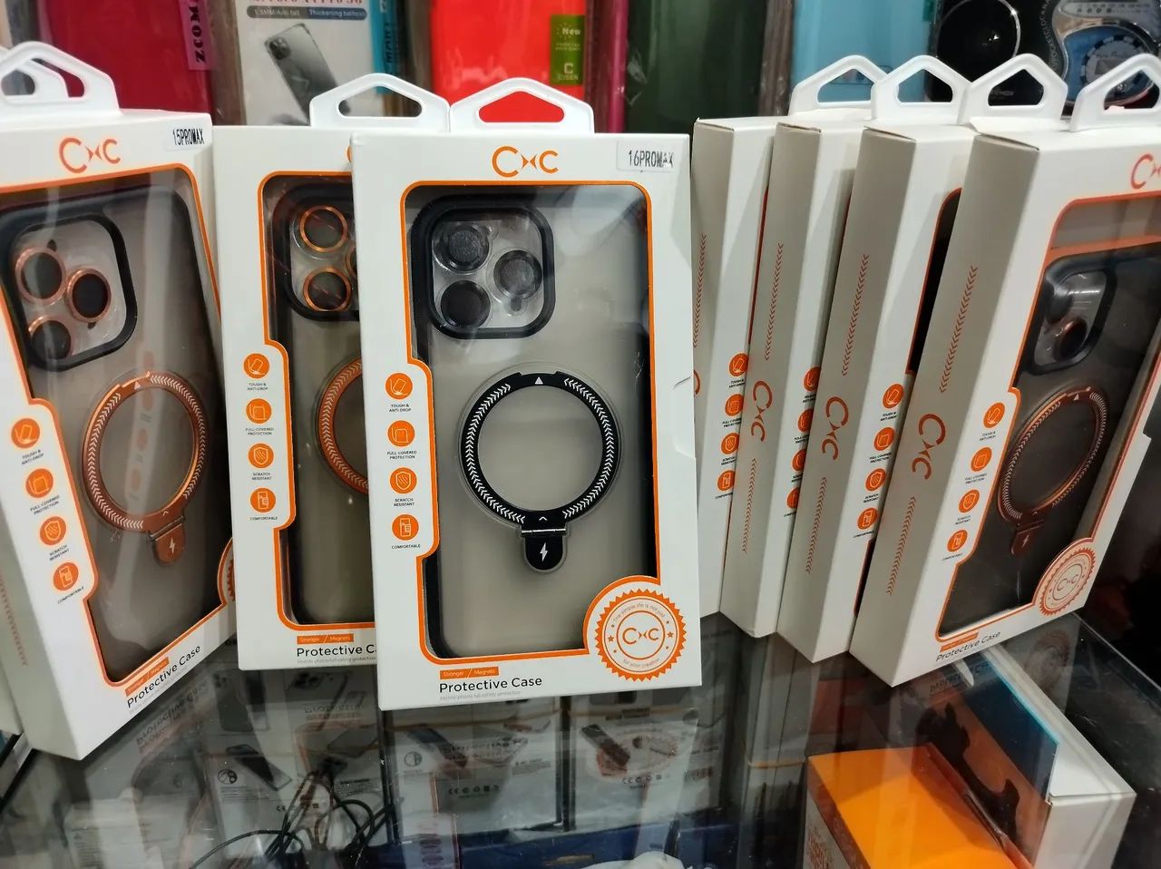 Case modelo Premium com película de câmera e magsafe  - Foto 5