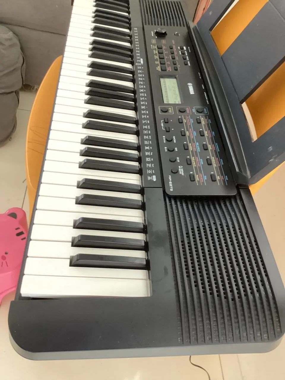 Teclado Yamaha PSR E273 - Foto 4