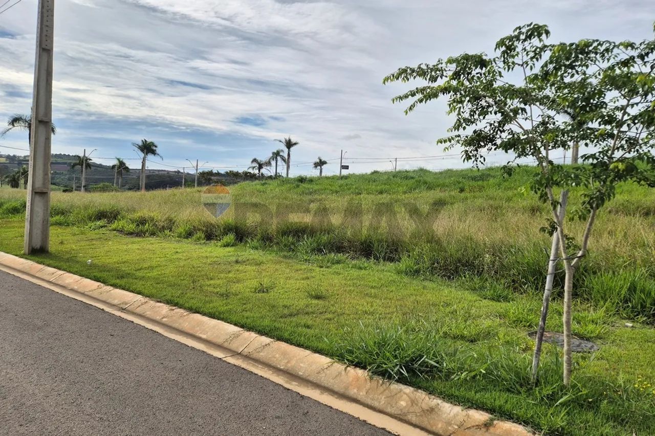 Terreno 269,30m2 no Bella Vita