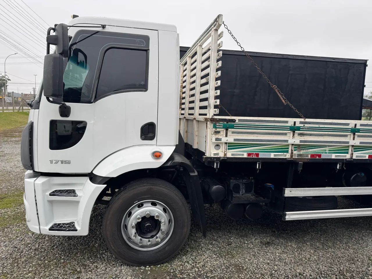 Ford Cargo 1719 Completo Carroceria 6,80 mts - Foto 6