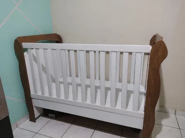 Berço que vira mini cama com colchão.  - Foto 3