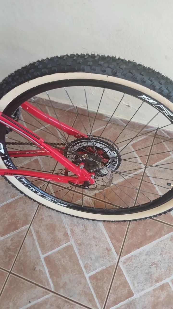 Bicicleta aro 29 otima - Foto 3
