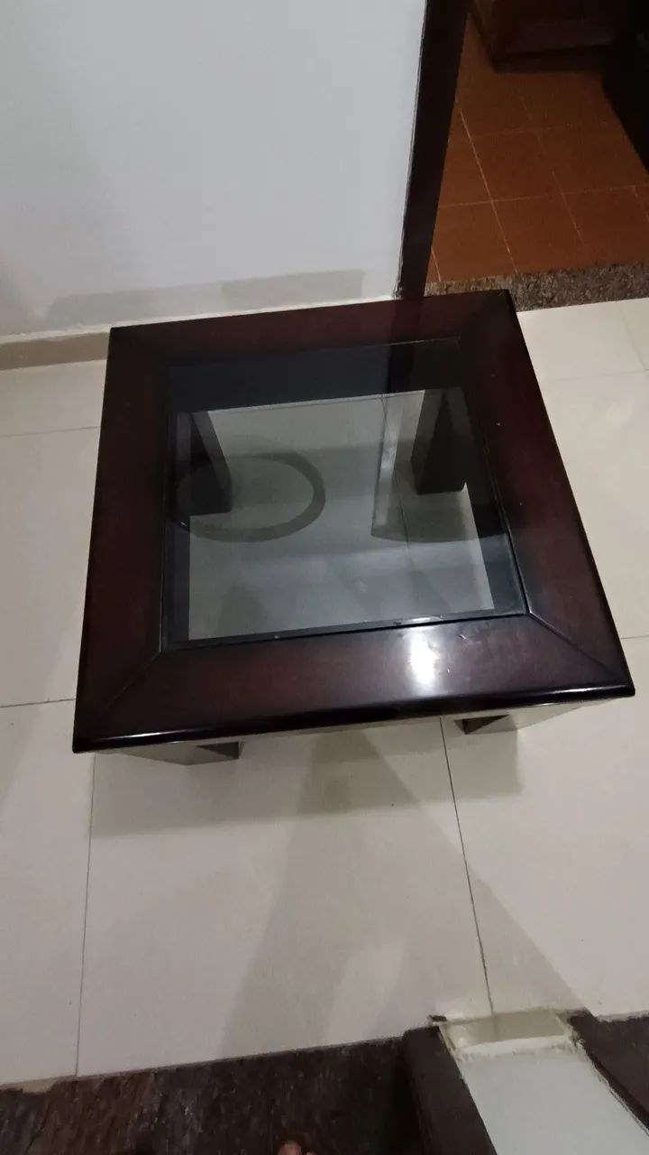 Mesa de centro em madeira