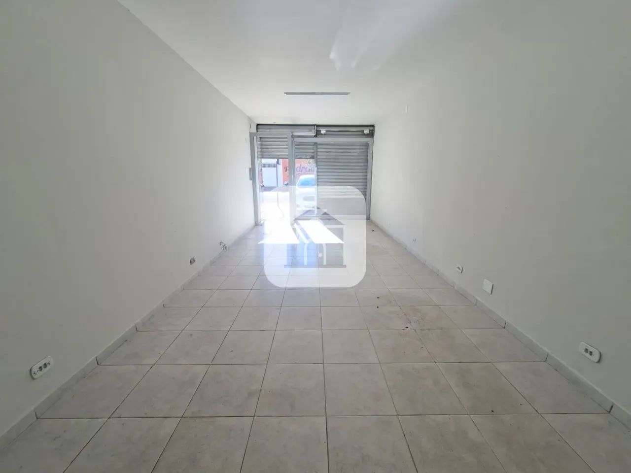 Loja comercial para locação no bairro Martins - Foto 3
