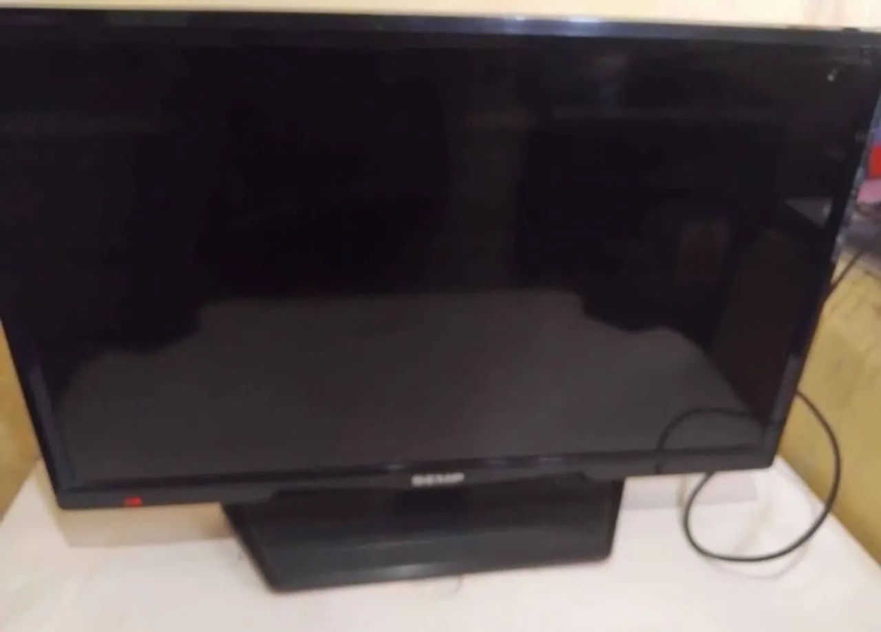 Estou vendendo essa tv está funcionando normal  - Foto 5