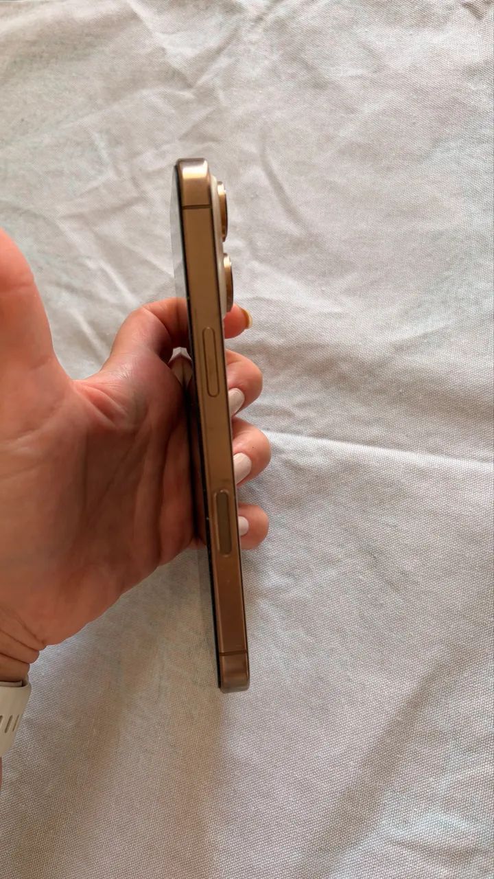 Iphone 16 Pro 128 gb  - Foto 3