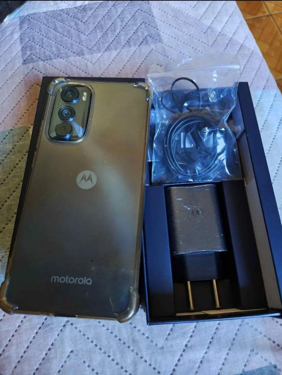 Moto Edge 30 5G 8/256gb - Foto 3