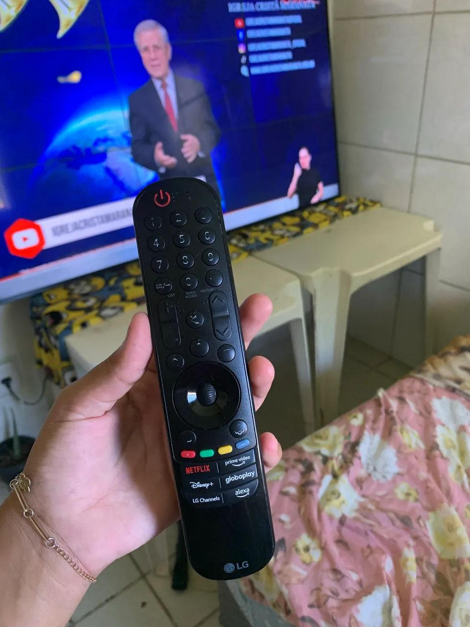 vendo tv LG 65 polegadas  - Foto 2