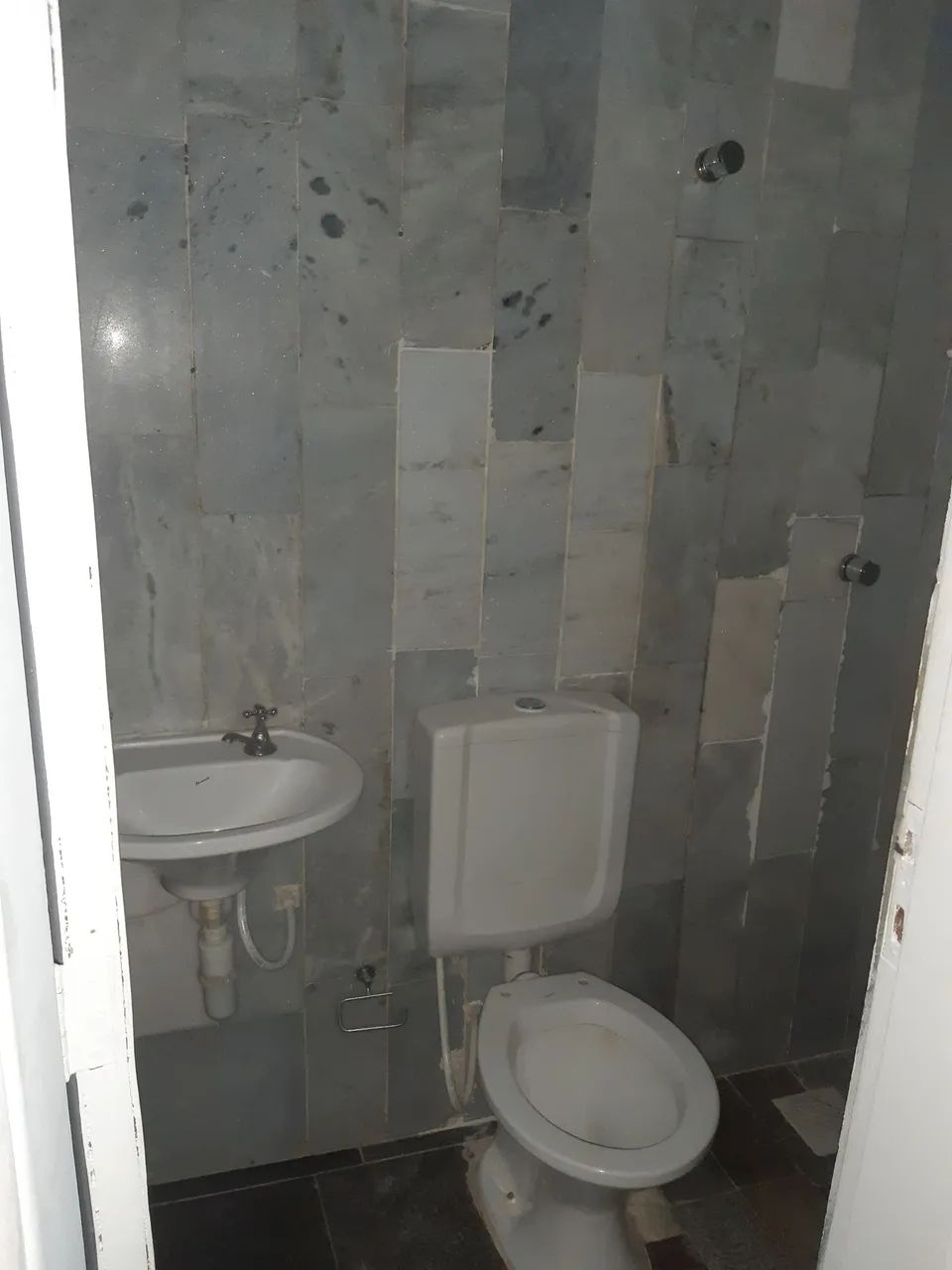Aluga-se kitnets  - Foto 2