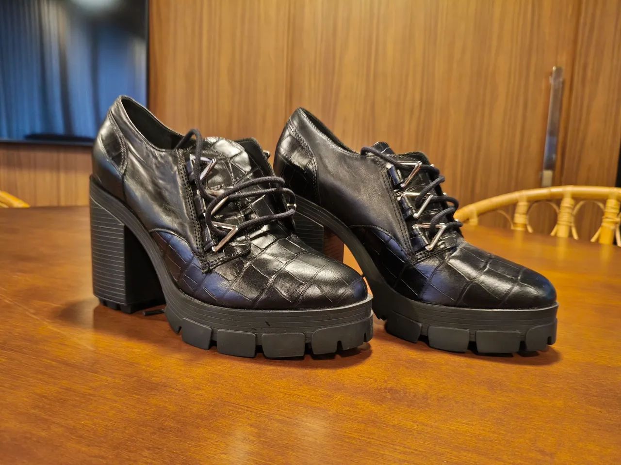 Sapato Schutz