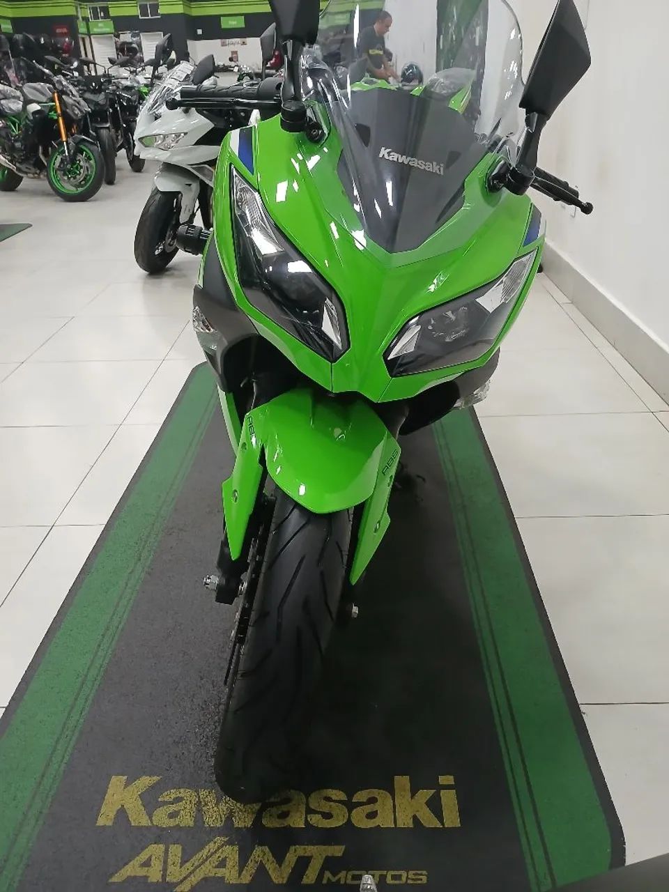 KAWASAKI NINJA 300 - Foto 4