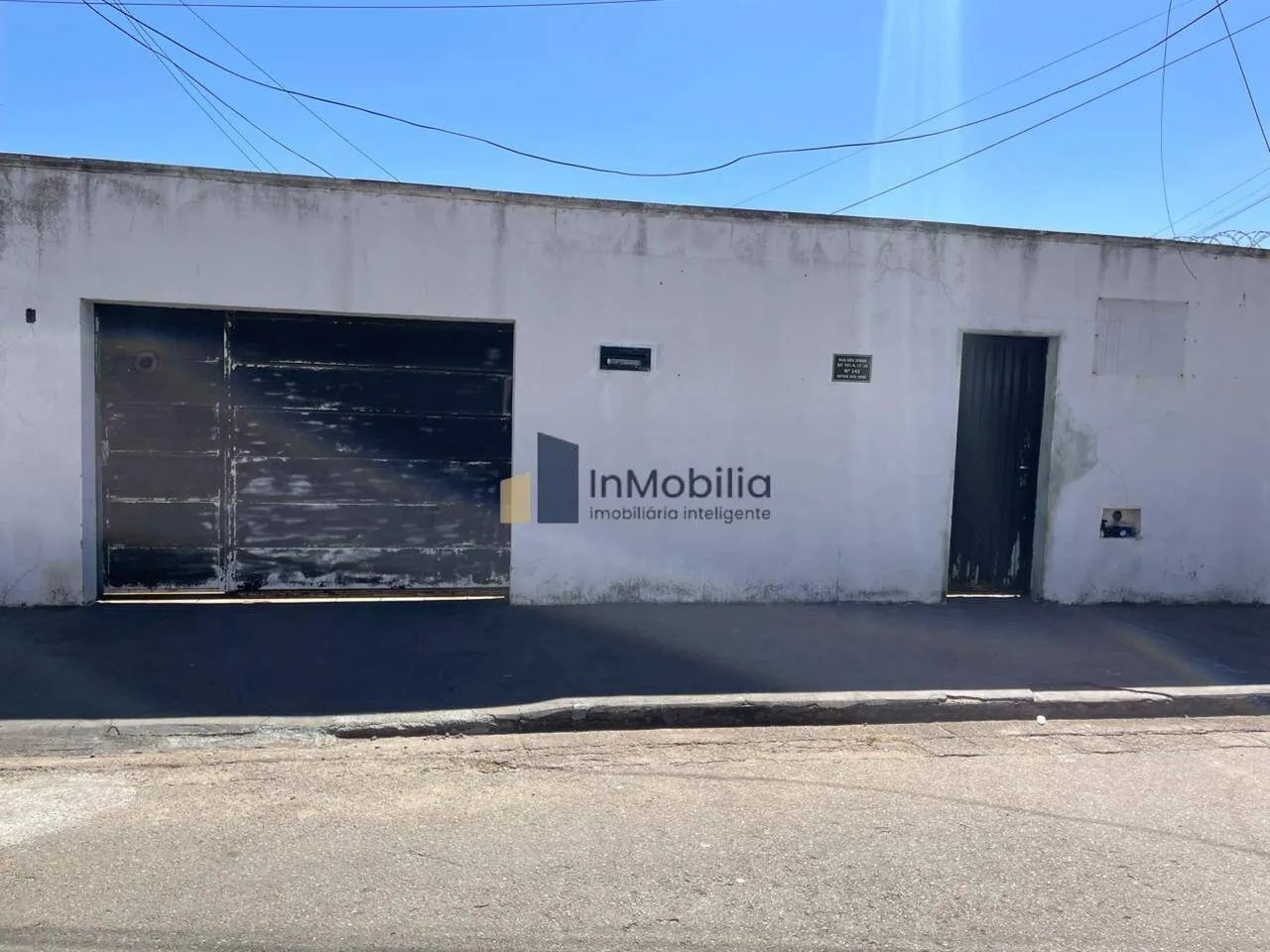 VENDE-SE CASA COM EDÍCULA E SALAS COMERCIAIS - SETOR SÃO JOSÉ - Foto 3