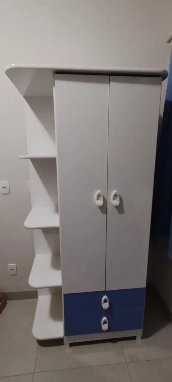 VENDO GUARDA ROUPAS E CÔMODA INFANTIL