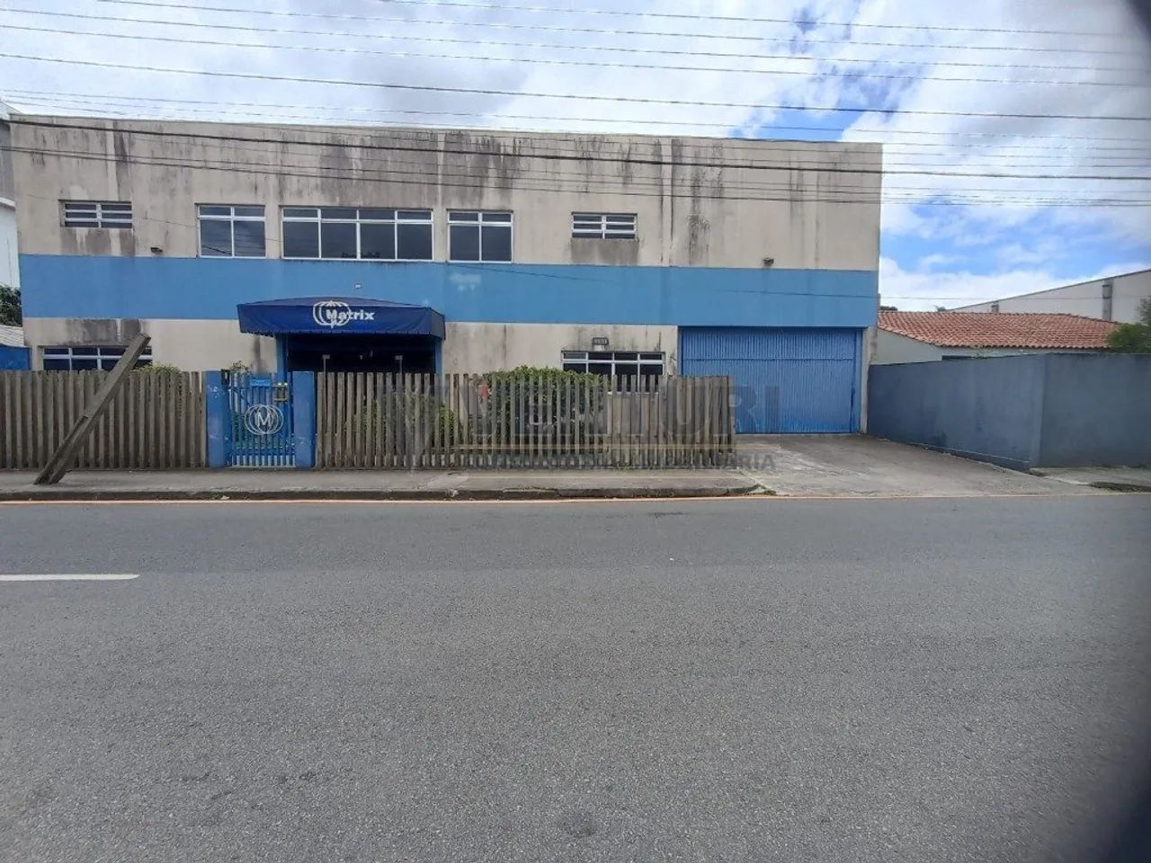 Barracão 2.085,00m², 4 salas, 4 cwb - Afonso Pena - Foto 2