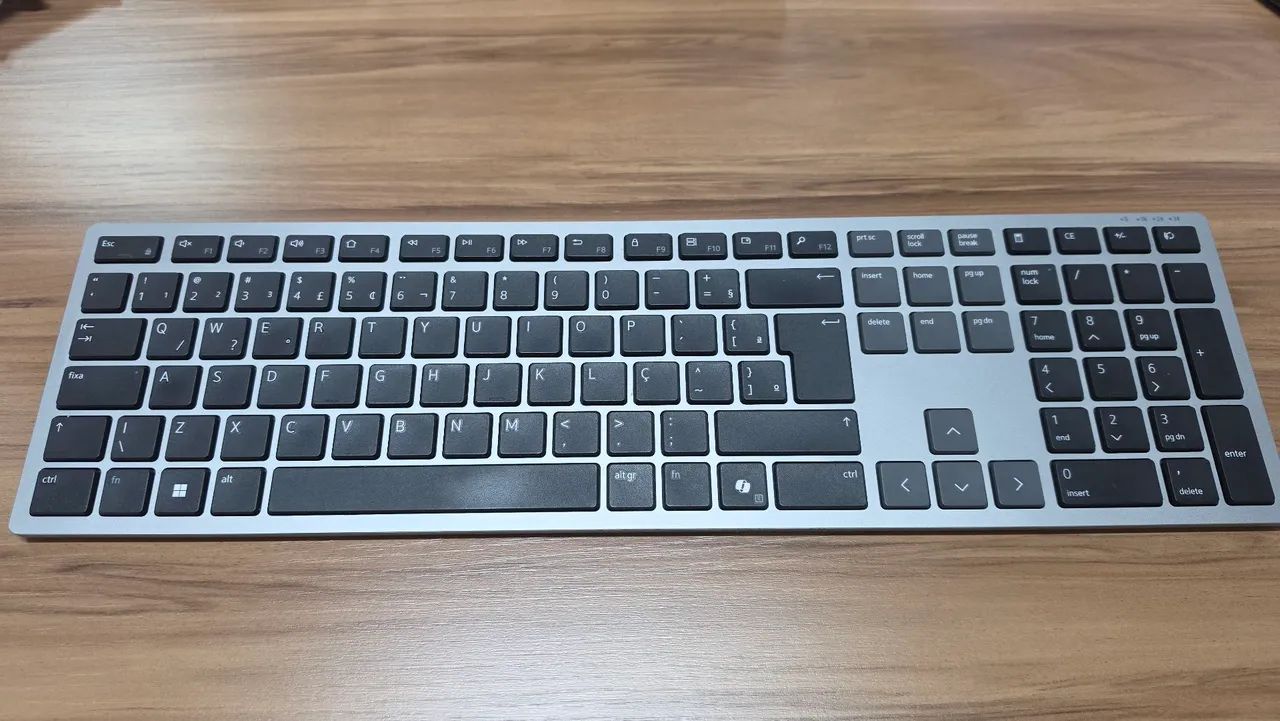 Kit Teclado e Mouse Dell Bluetooth 