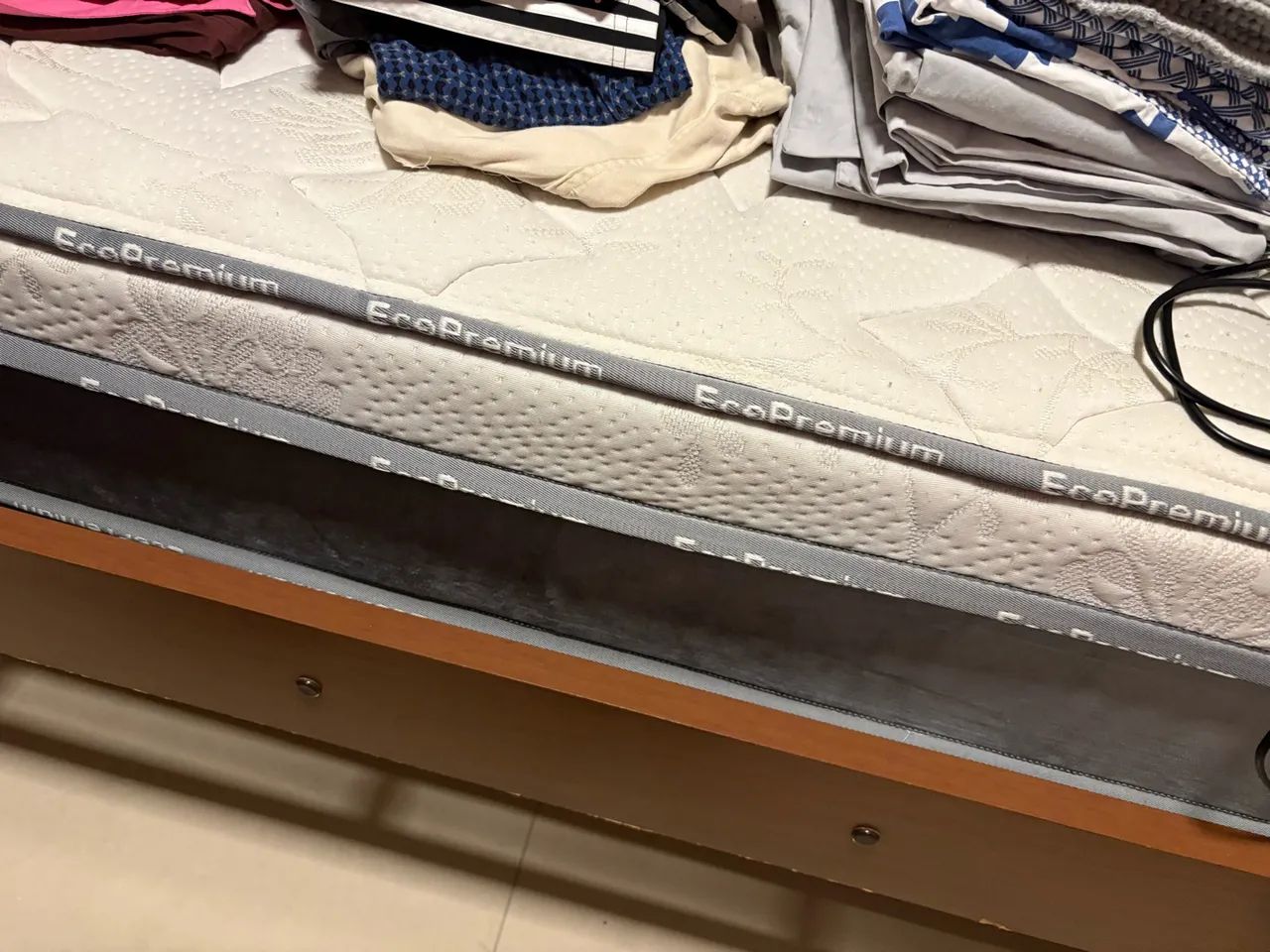 Cama de solteiro com colchão  - Foto 3