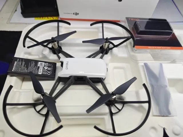 Drone DJI Tello  Boost Combo com câmera  2.4GHz 2 baterias+CAIXA E ACESSORIOS - Foto 5