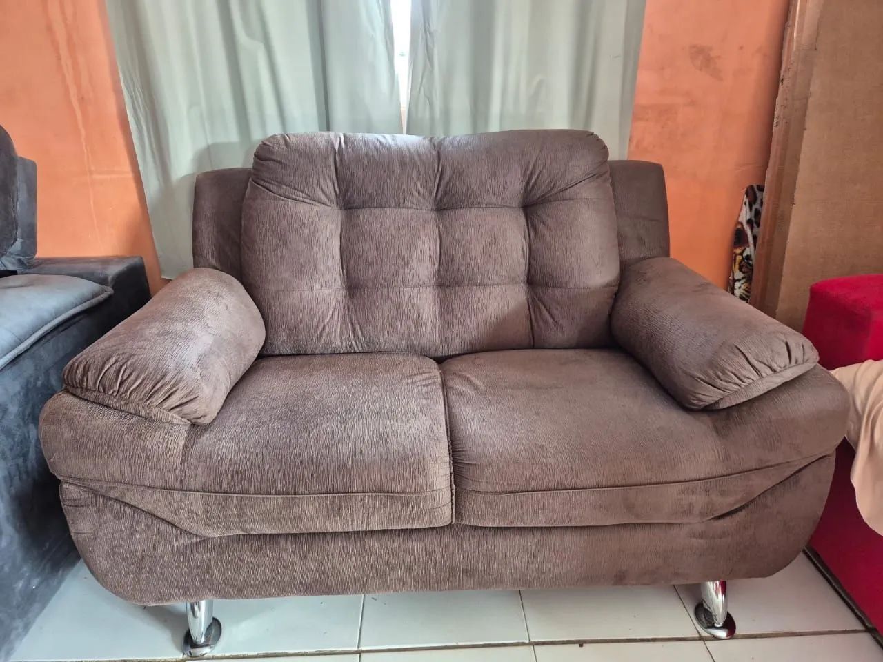 New Two-Seater Sofa467352351713546240